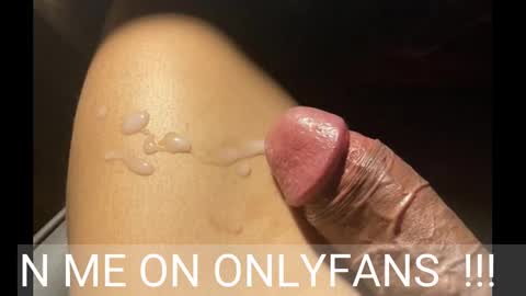 Snapshot of johnnyfun_xxx chatting on January 2025 04:36:01 AM Johnnystrongarms online show from January 2025 04:36:01 AM