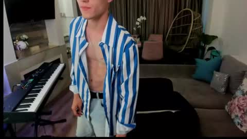 Johnny k. online show from June 2026 04:52:01 PM