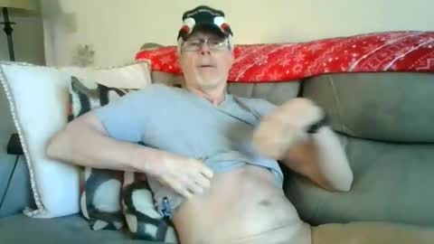 johnnyrocket12345678 online show from November 2025 02:22:01 PM