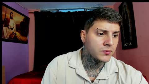 Snapshot of johny_multicum chatting on November 2025 06:41:02 PM Johny online show from November 2025 06:41:02 PM