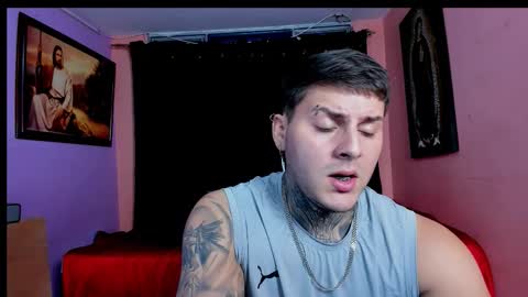 Snapshot of johny_multicum chatting on November 2025 05:20:01 AM Johny online show from November 2025 05:20:01 AM