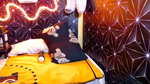 johnydestroyer online show from July 2026 11:11:02 PM