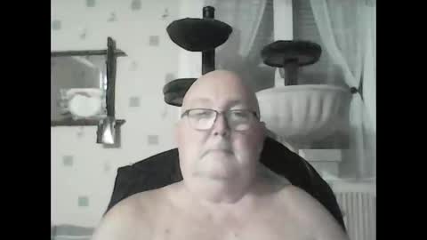 Snapshot of jojo60000529566 chatting on December 2024 01:41:02 AM jojo60000529566 online show from December 2024 01:41:02 AM