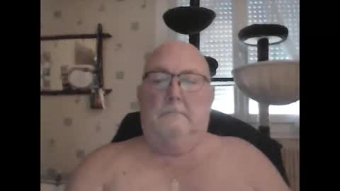 Snapshot of jojo60000529566 chatting on December 2024 10:23:02 AM jojo60000529566 online show from December 2024 10:23:02 AM