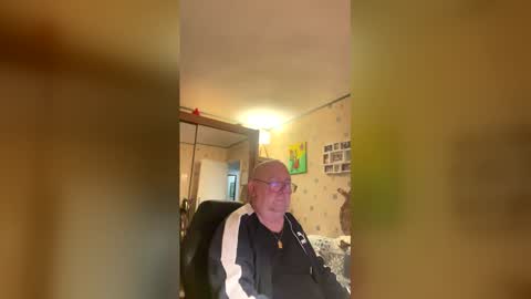 Snapshot of jojo60000529566 chatting on February 2026 06:34:02 AM jojo60000529566 online show from February 2026 06:34:02 AM