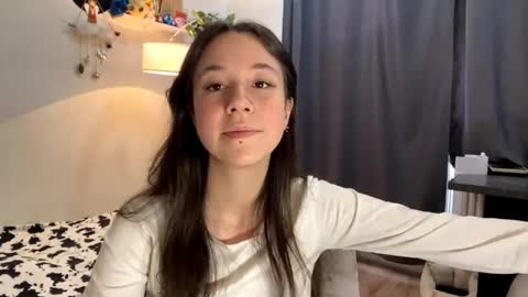I am Joline ntmuLets hit 10 Thumbs Up together online show from June 2026 01:46:02 PM