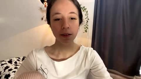 I am Joline ntmuLets hit 10 Thumbs Up together online show from June 2026 02:33:01 PM