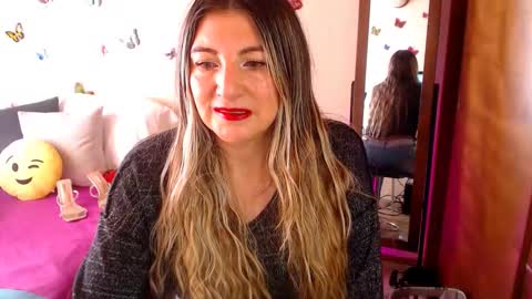 Jolie Mature online show from March 2026 09:18:01 PM