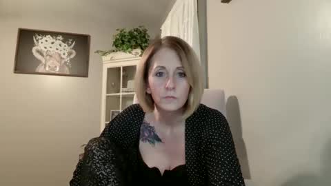 Jolie online show from April 2026 12:59:02 AM