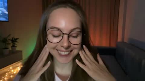 jolly_dollyy online show from April 2026 09:12:02 PM