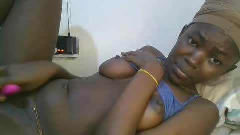 jollynabeb online show from September 2025 08:55:02 PM