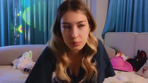 Viola online show from October 2025 12:17:01 PM