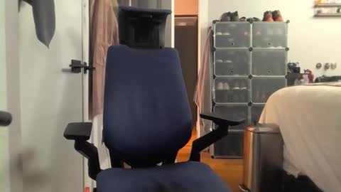 Mason online show from December 2025 05:03:01 AM