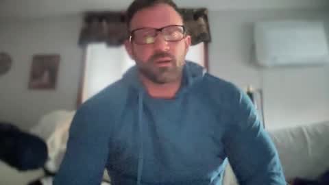 Snapshot of jonariesxxx chatting on February 2026 09:42:01 PM Jon Aries online show from February 2026 09:42:01 PM