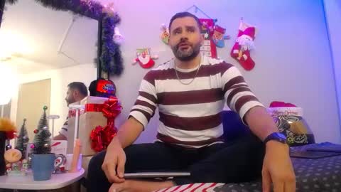 Snapshot of jonas_beard1 chatting on December 2025 07:53:02 PM JONAS BEARD online show from December 2025 07:53:02 PM