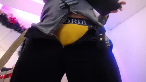 Snapshot of jonas_beard1 chatting on December 2025 03:39:01 PM JONAS BEARD online show from December 2025 03:39:01 PM