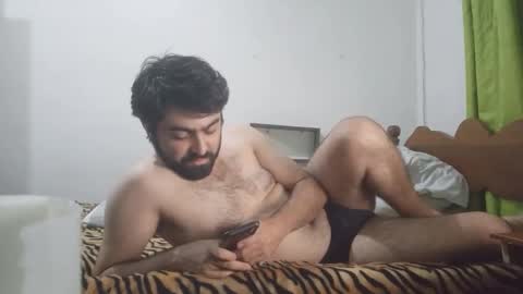 jonasf2525 online show from February 2026 05:15:01 AM