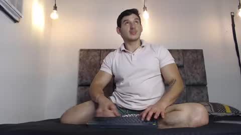 jonathancast08 online show from June 2026 05:25:01 PM