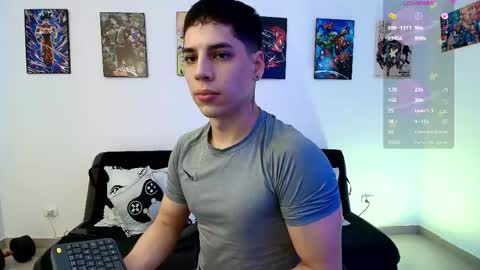 Instagram jonathanfit14 online show from May 2026 09:33:01 PM