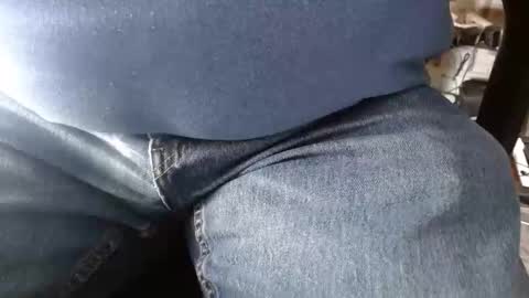 Snapshot of joncpics chatting on October 2025 02:18:01 PM joncpics online show from October 2025 02:18:01 PM