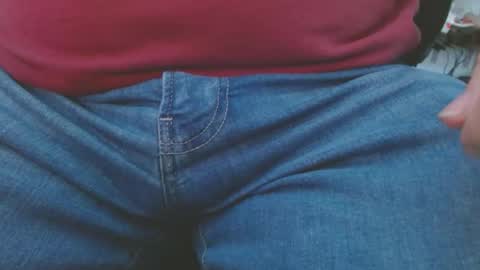 Snapshot of joncpics chatting on December 2025 07:54:02 PM joncpics online show from December 2025 07:54:02 PM