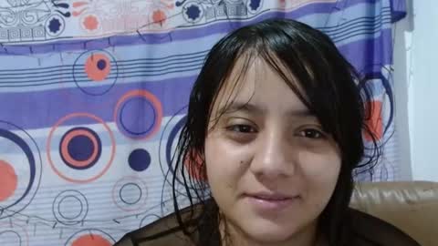 Snapshot of jonnes_julita_ chatting on November 2025 05:45:02 AM Julita online show from November 2025 05:45:02 AM