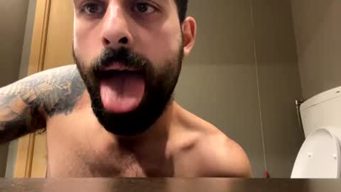 jonnibravo1597 online show from July 2026 09:24:01 PM