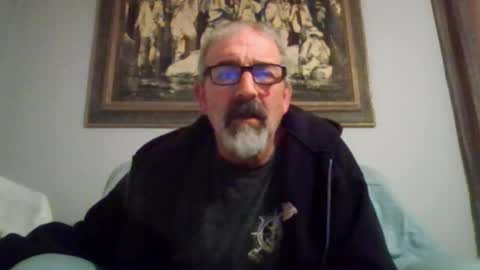 Snapshot of jony_five chatting on December 2025 01:22:02 AM Jon online show from December 2025 01:22:02 AM