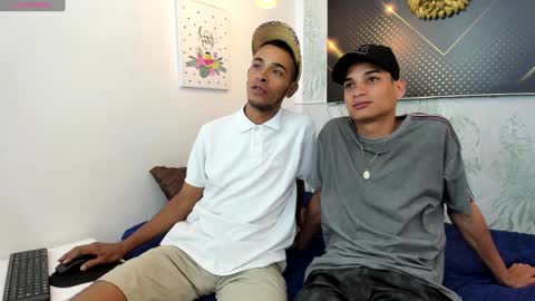 jordanandandrew online show from January 2025 07:43:01 PM