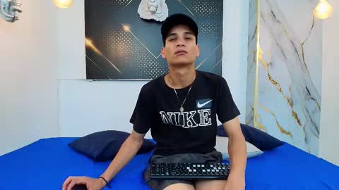 jordanandandrew online show from September 2025 08:08:01 PM