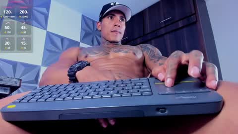 Snapshot of jordandenis17 chatting on December 2024 11:18:02 PM    Schedule   3 pm - 10pm   OfflineTuesday and Wednesday online show from December 2024 11:18:02 PM