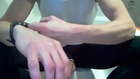 jordie198902 online show from December 2025 08:20:01 AM