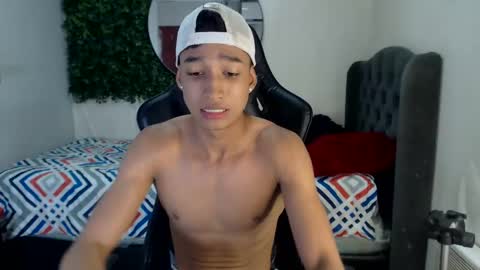 jose_sexycumm online show from February 2025 09:59:01 PM