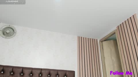 Katalina online show from December 2024 05:57:02 PM