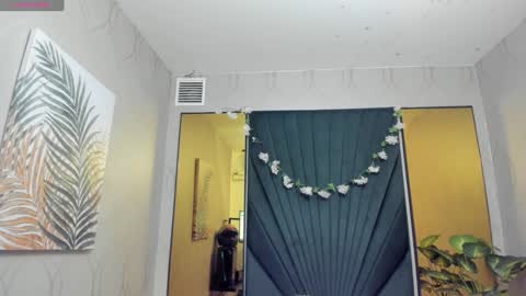 Katalina online show from February 2025 11:02:01 AM