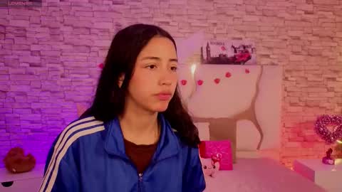 Joselyn  online show from February 2026 12:10:02 PM