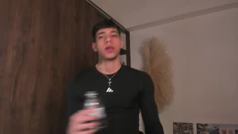 Snapshot of josep_davies chatting on February 2026 01:53:02 AM Josep online show from February 2026 01:53:02 AM