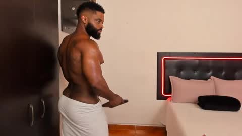 Snapshot of joseph_palacios chatting on February 2025 07:52:01 PM joseph palacios online show from February 2025 07:52:01 PM