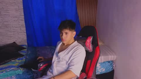 Snapshot of josethariaz25 chatting on July 2026 11:35:01 AM JOSETH ARIAZ online show from July 2026 11:35:01 AM