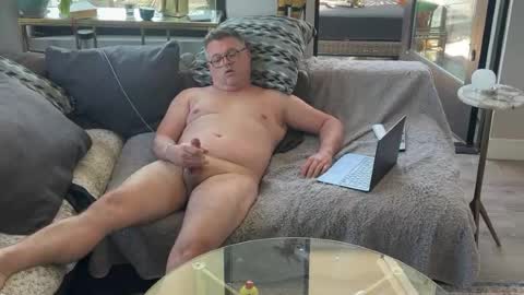 joshacboi online show from April 2026 10:04:02 PM