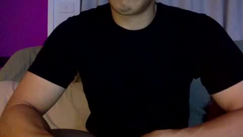 Snapshot of joshasian0713 chatting on June 2026 11:45:02 AM joshasian0713 online show from June 2026 11:45:02 AM