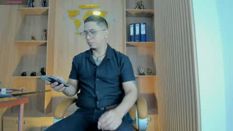 joshmiller___ online show from July 2026 11:34:01 AM