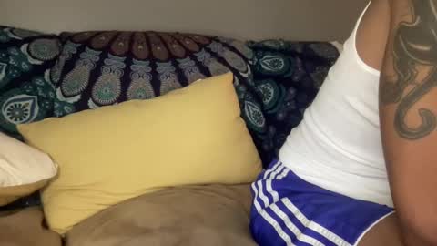 Snapshot of joshperrygoon chatting on December 2024 01:36:02 AM joshperrygoon online show from December 2024 01:36:02 AM