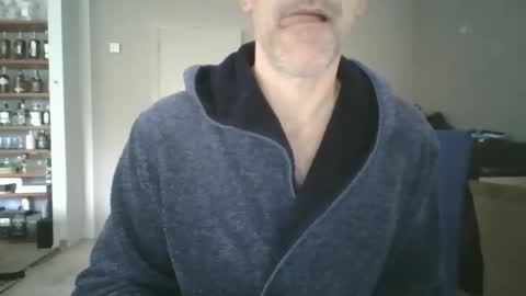 joshua154197 online show from March 2026 10:48:01 AM