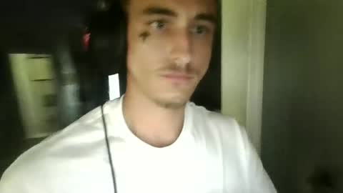 joshuamadeit123 online show from June 2026 06:58:01 PM