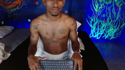 Snapshot of josua_bigcock chatting on December 2025 12:48:01 AM Josua online show from December 2025 12:48:01 AM