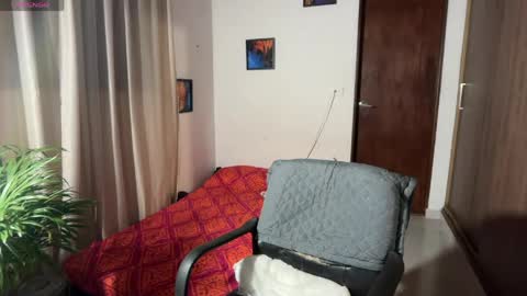 Im Jouliano online show from March 2026 02:37:02 AM