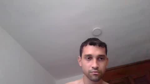 Snapshot of jovenvergonguapo09 chatting on July 2026 11:28:01 AM Van Helsing online show from July 2026 11:28:01 AM