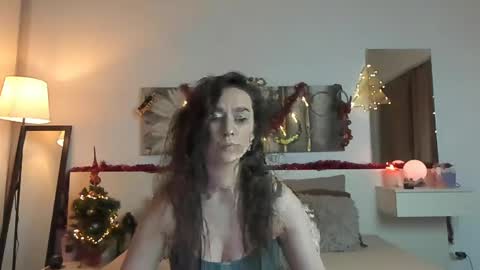 Snapshot of joycasidy chatting on December 2024 04:24:02 PM CassidyJoy online show from December 2024 04:24:02 PM