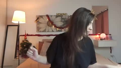 Snapshot of joycasidy chatting on December 2024 01:33:02 PM CassidyJoy online show from December 2024 01:33:02 PM